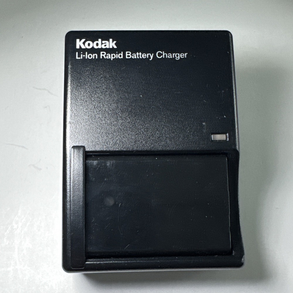 Kodak Battery Charger K5000 Li-Ion Rapid Battery Charger W/Battery K5000